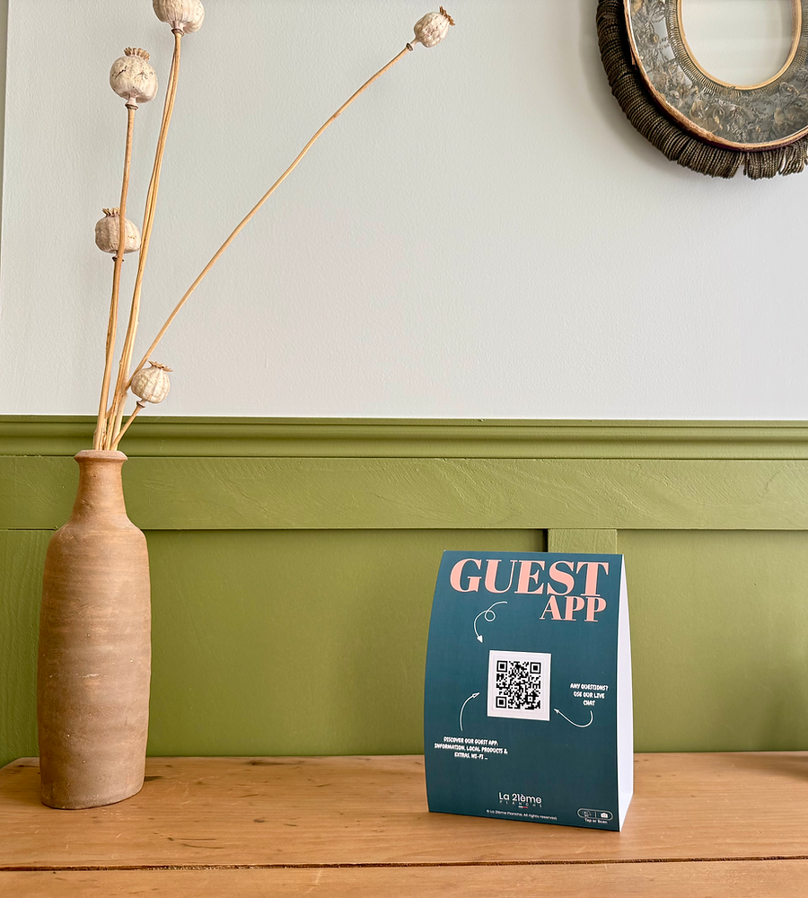 Support Guest App installé dans un logement